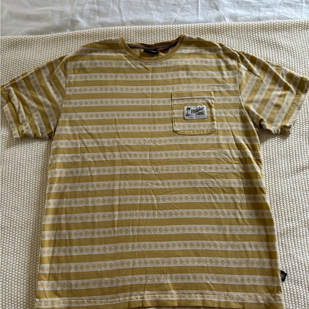 Howler Brothers T shirt size large